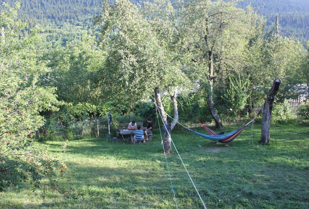 Marina Chartolani's guest house Mestia Extérieur photo