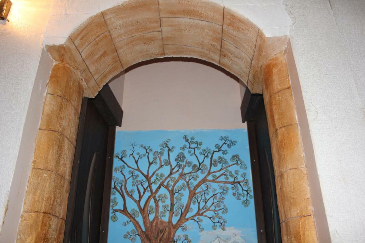 Marina Chartolani's guest house Mestia Extérieur photo